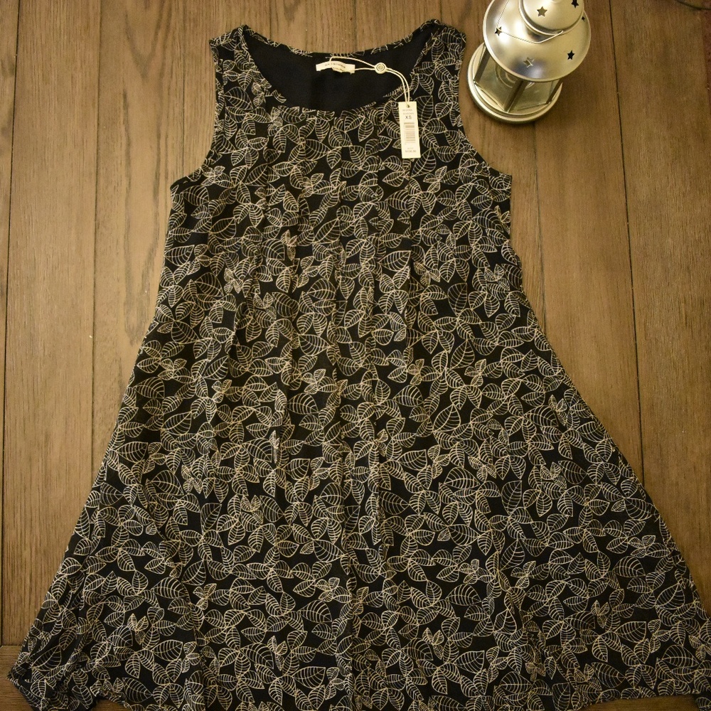 Max Studio Printed Pleated Swing Dress